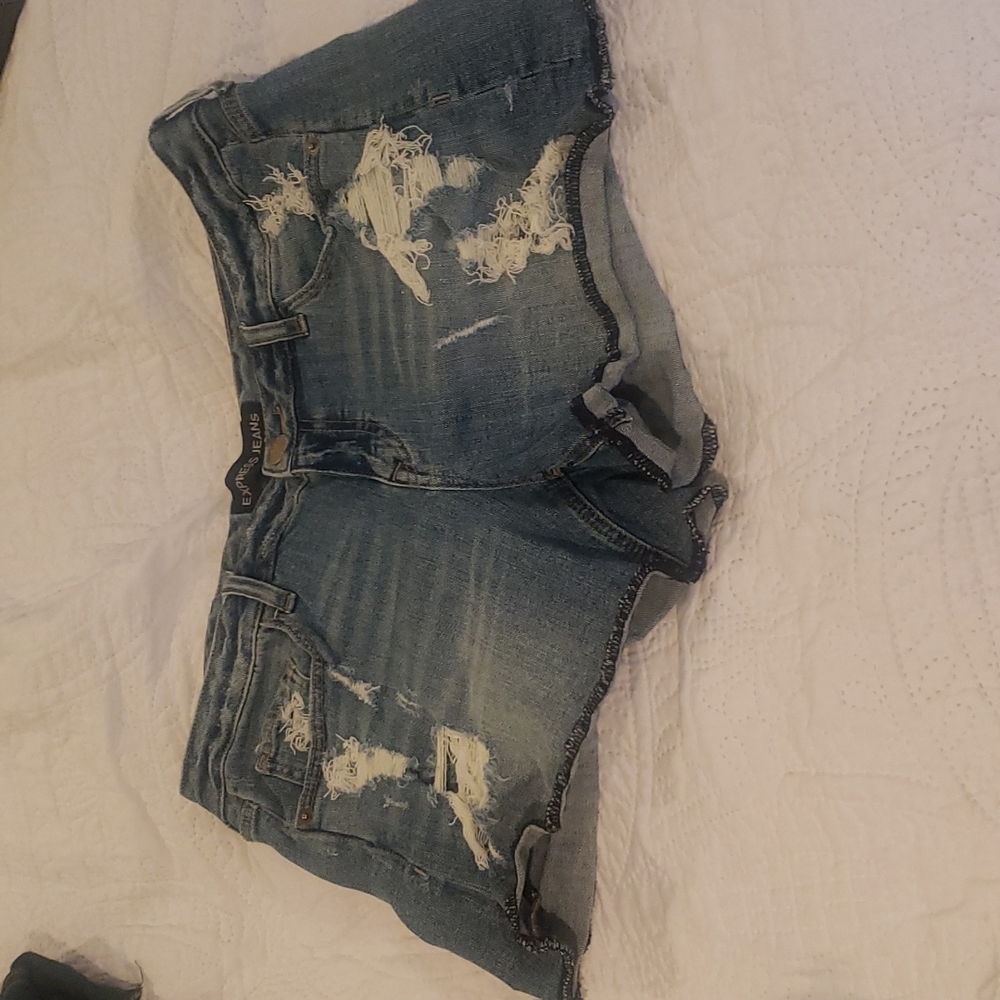 Express distressed shorts sz12
